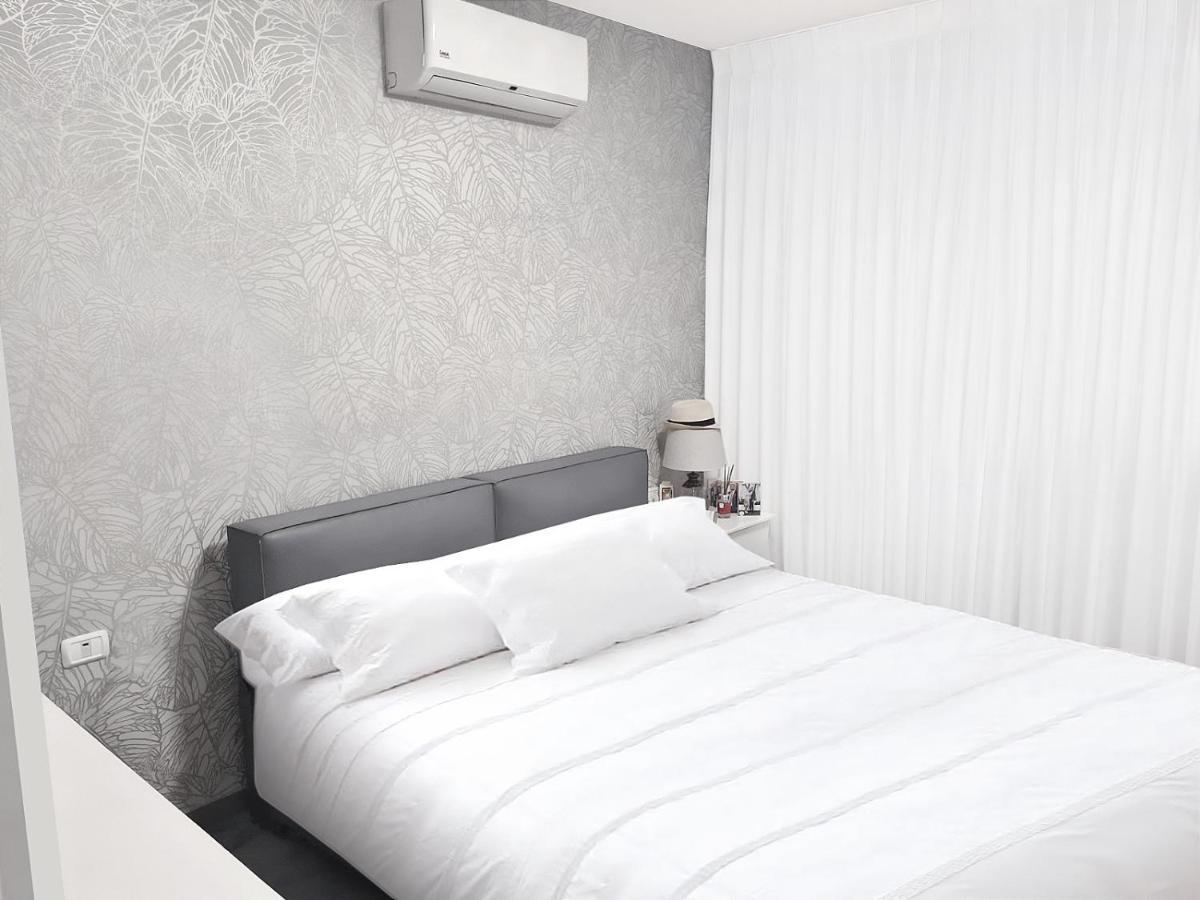 Beach Suite Israel- Private Jacuzzi Garden Suite & Gym, 3 Min Walk To Beach ביץ סוייט ישראל- ג'קוזי פרטי בגינה 3 דקות הליכה לים וחדר כושר Ashkelon Eksteriør bilde